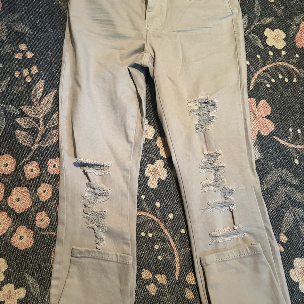 Distressed Gray Women Jeans